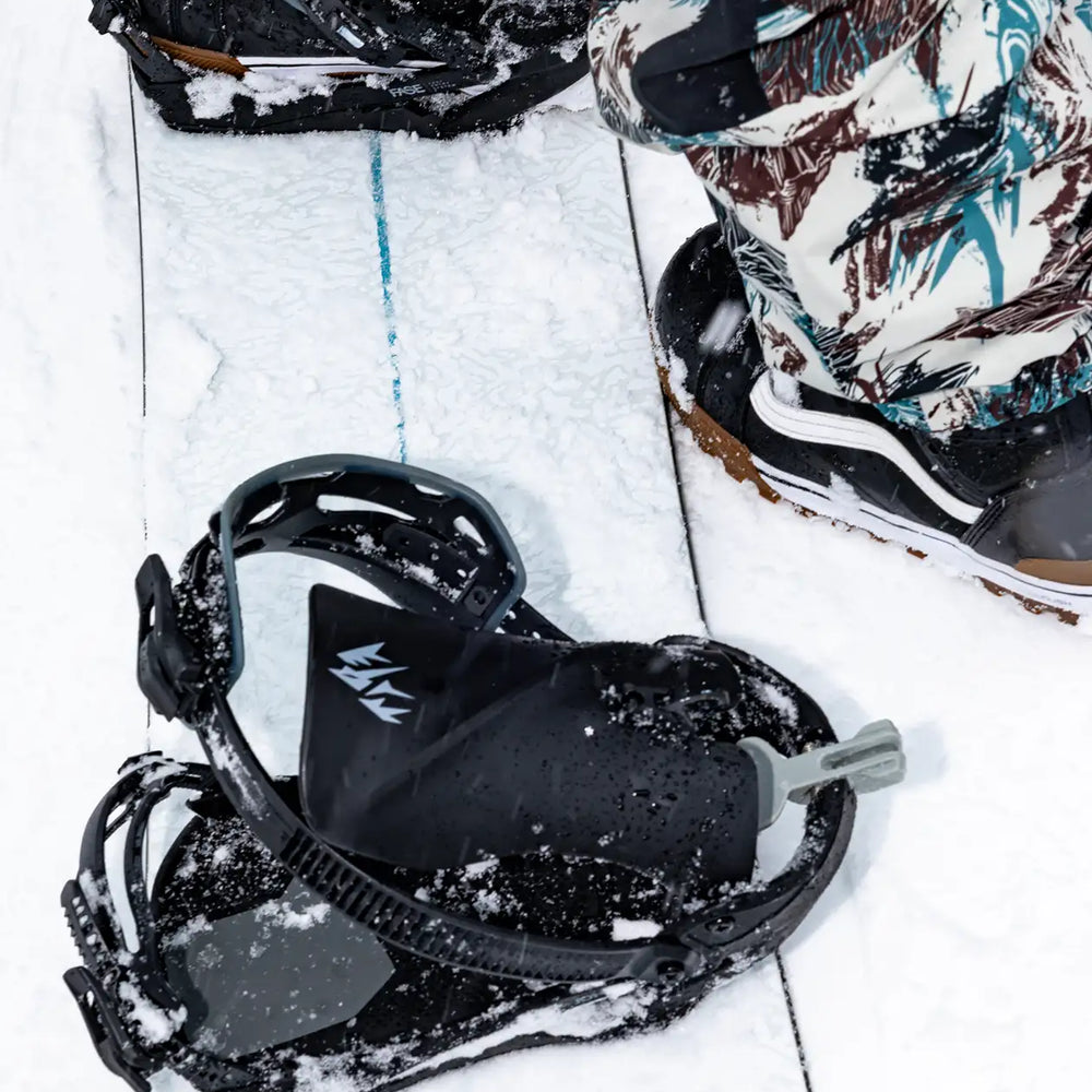 
                      
                        Jones Mercury FASE® Snowboard Binding
                      
                    