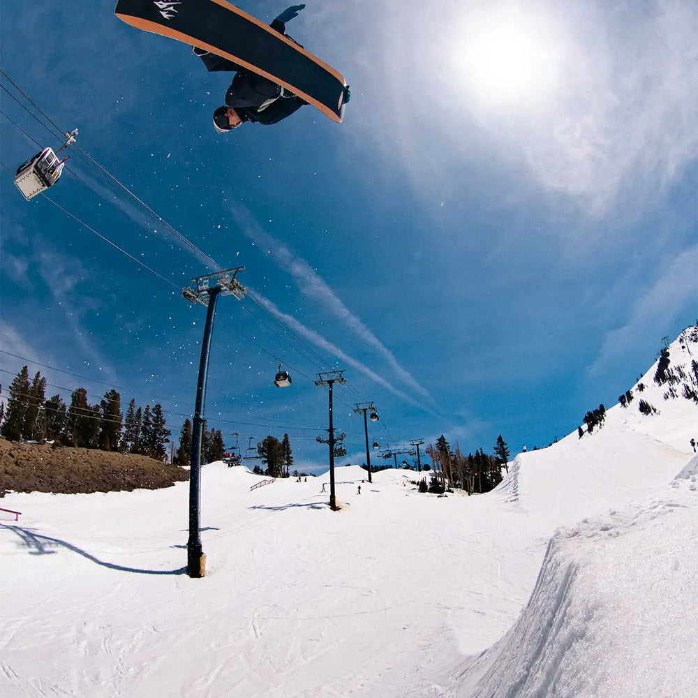 Jones Men's Mountain Twin Pro Snowboard