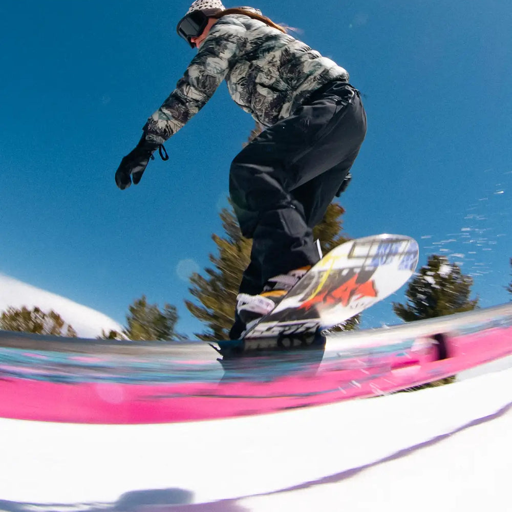 
                      
                        Jones Women's Rally Cat Snowboard
                      
                    