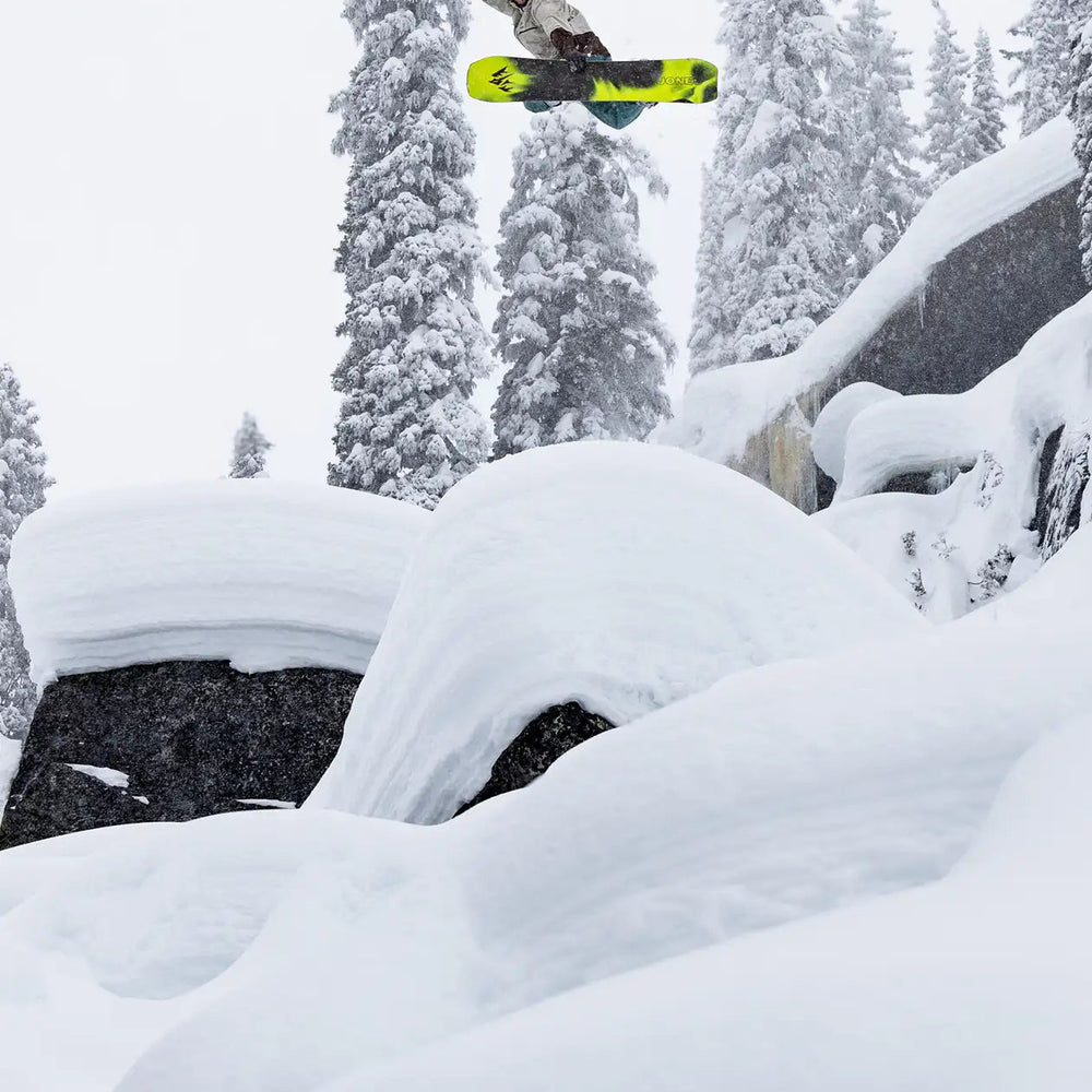 
                      
                        Jones Men's Howler Snowboard
                      
                    