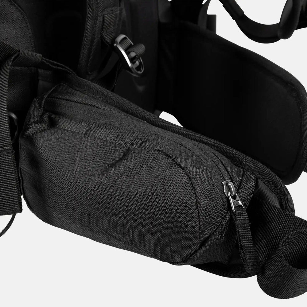 
                      
                        Jones Further 25L Backpack
                      
                    