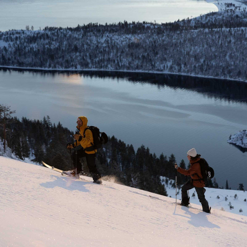 
                      
                        Jones Hovercraft Splitboard 2.0
                      
                    