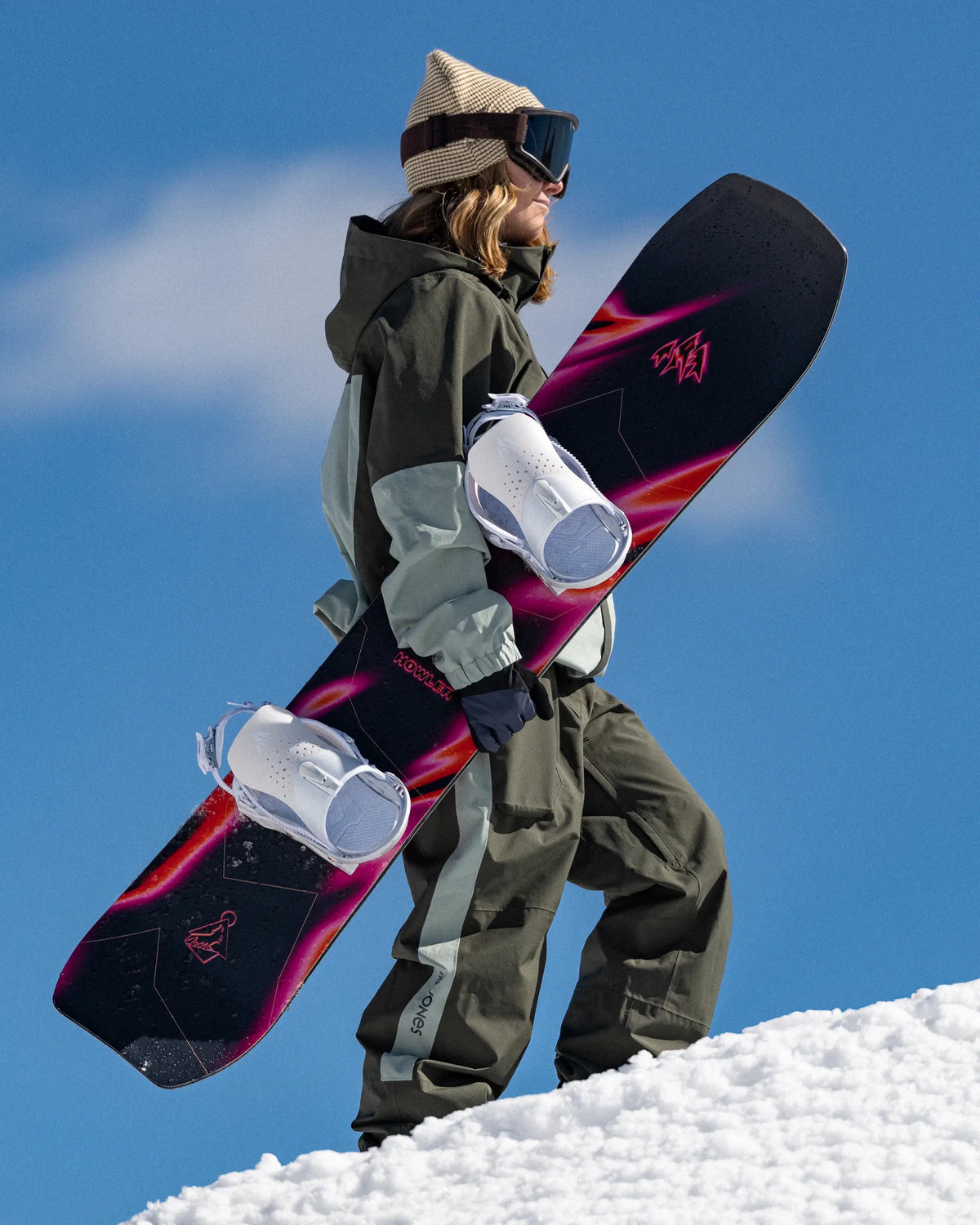 Jones Women's Howler Snowboard 2026/27 — official gallery 2