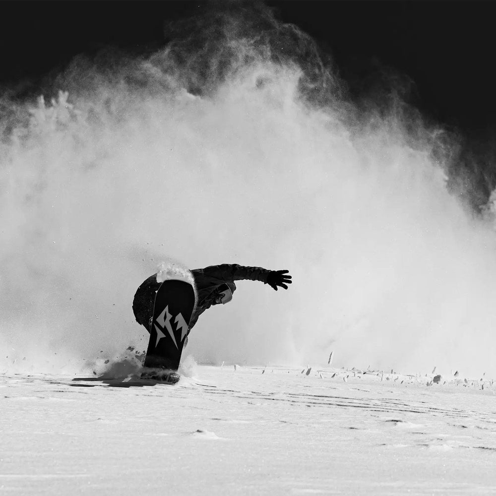 
                      
                        Jones Men's Mountain Twin Pro Snowboard
                      
                    