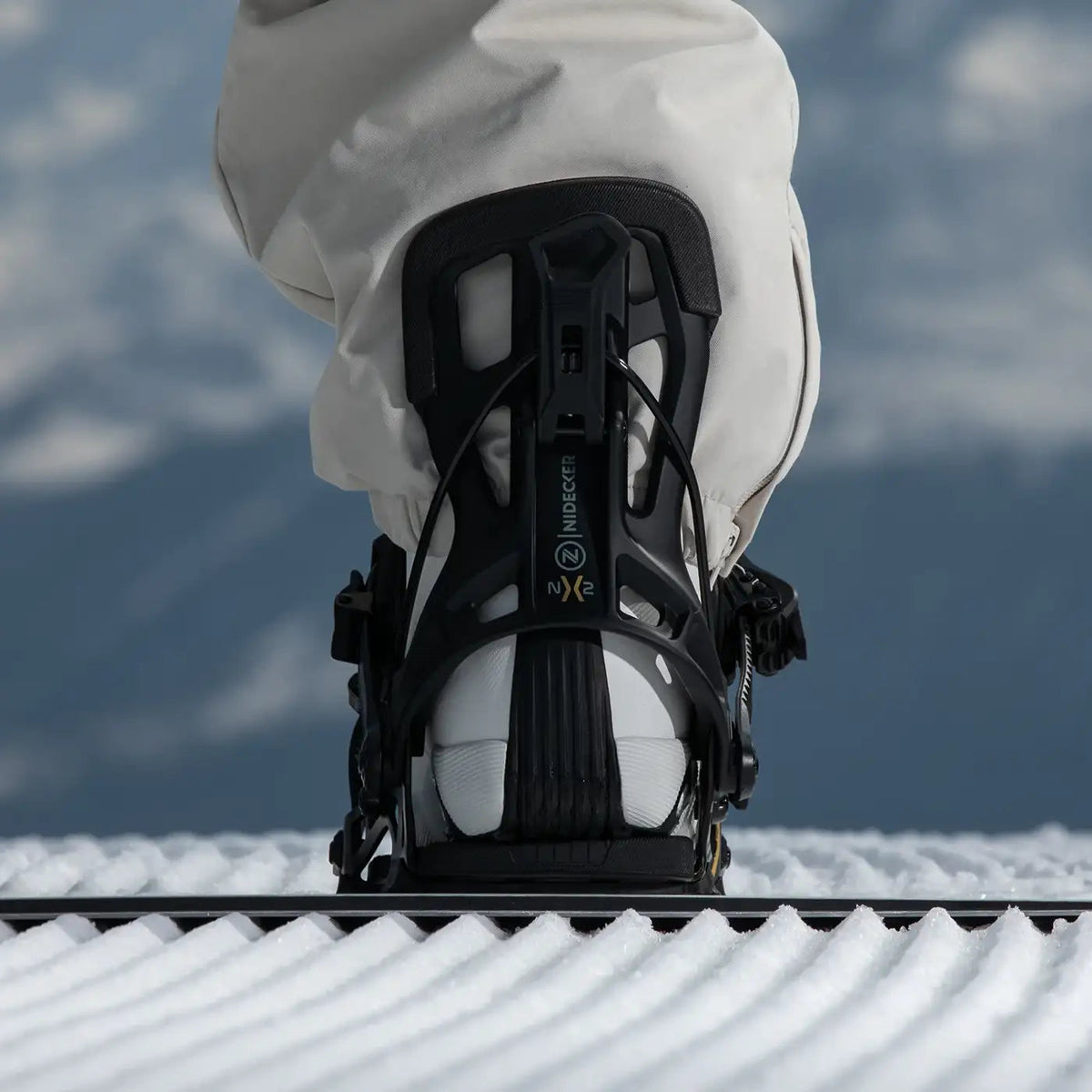Nidecker Flow NX2 Hybrid Snowboard Binding 2026/27 — official gallery 2